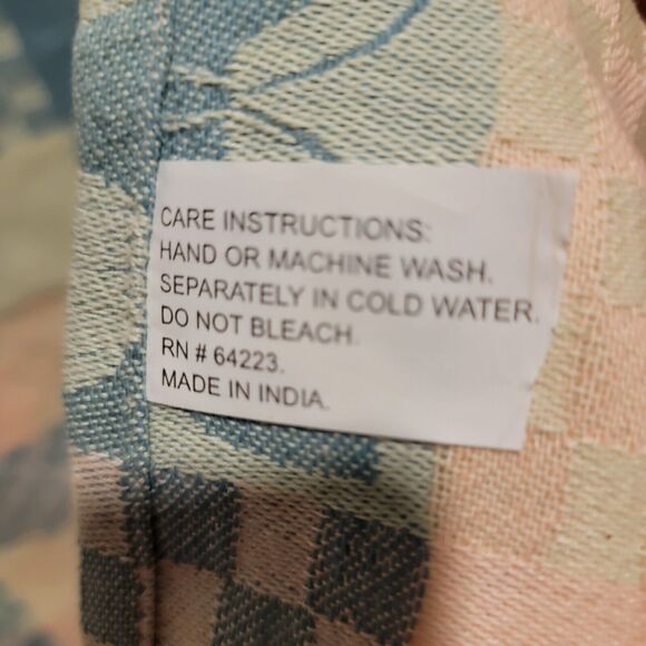 Nantucket Tablecloth Size 70x52 Oblong Spring Pastels Butterfly Patchwork Plaid - Picture 13 of 13